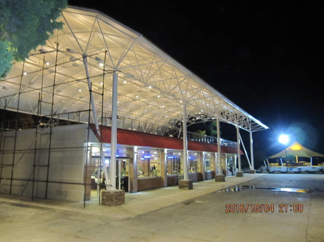 Sari riverside restaurant